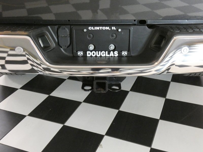 Used 2019 GRANITE CRYSTAL M Ram Crew Cab Laramie image 8