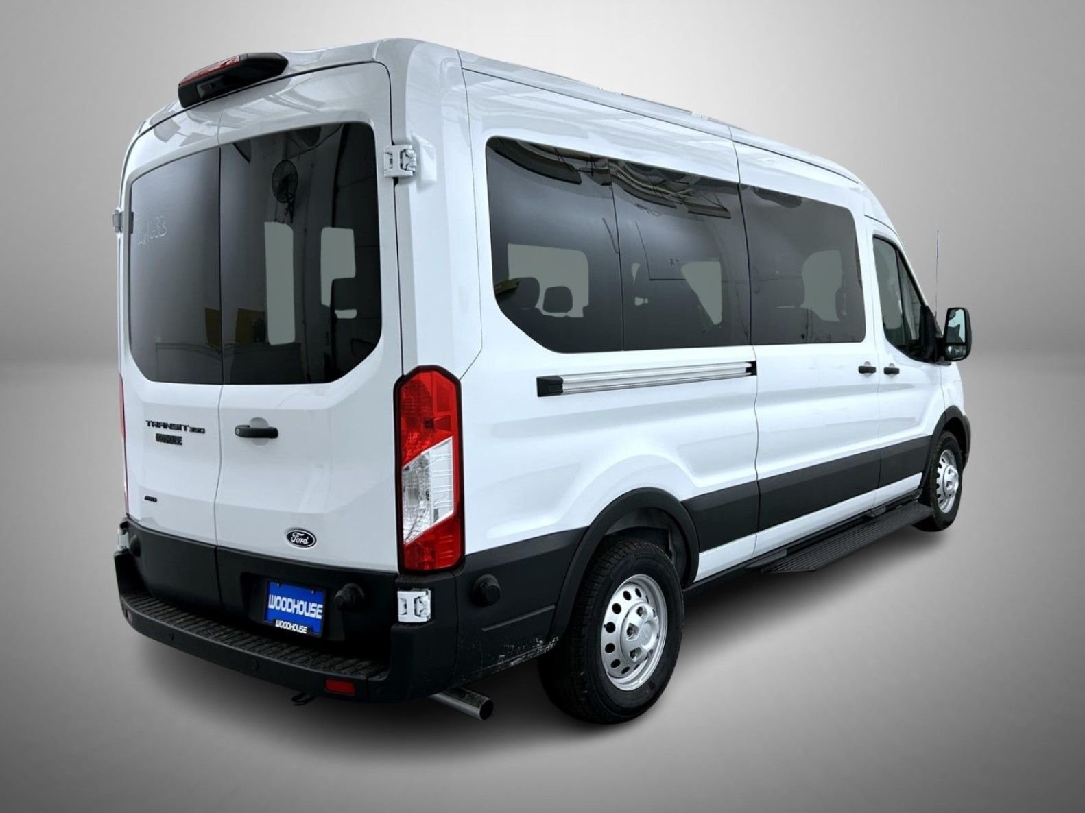 New 2026 Oxford White Ford XL image 5
