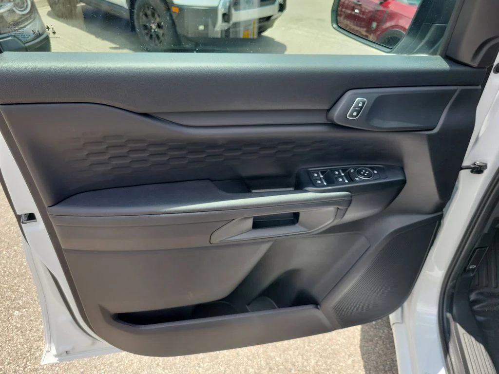New 2026 Oxford White Ford XL image 13