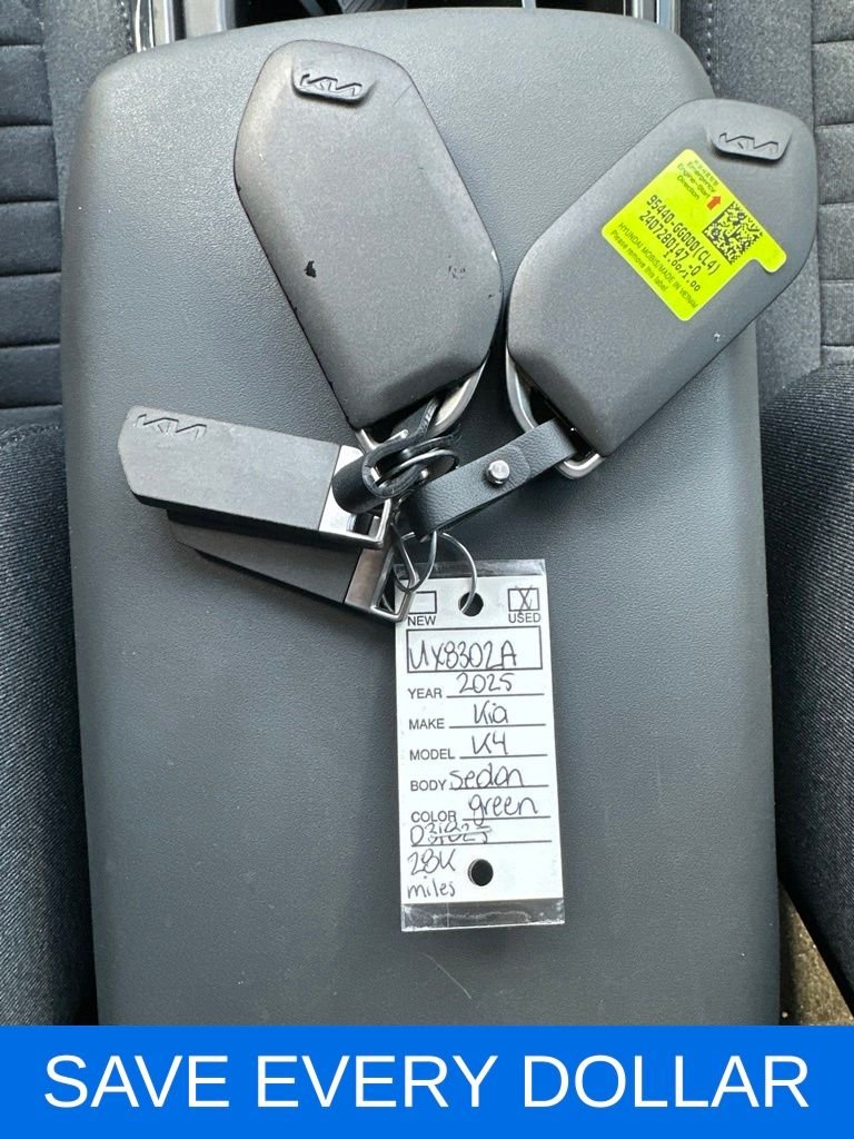 Used 2025  Kia EX image 19