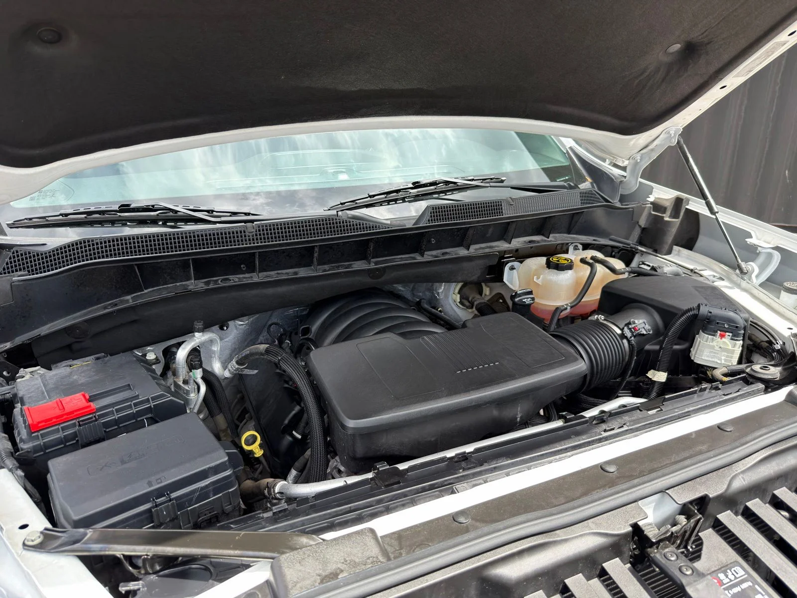 Used 2022 White Chevrolet LT image 39