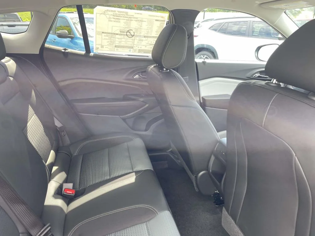 New 2026 Mosaic Black Metallic Chevrolet LT image 11