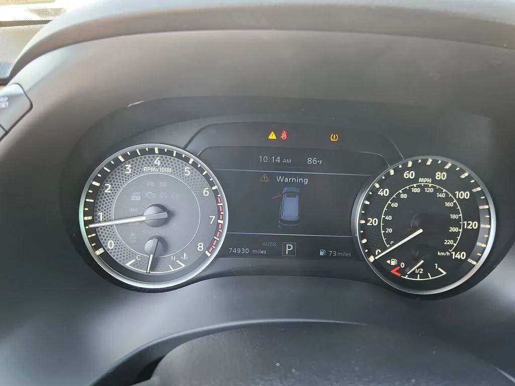 Used 2022 Gray Nissan SL image 20