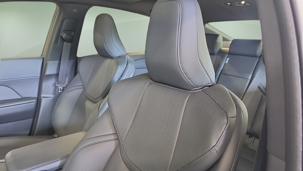 New 2026 Ultra White Lexus ES 500e PREMIUM AWD image 16