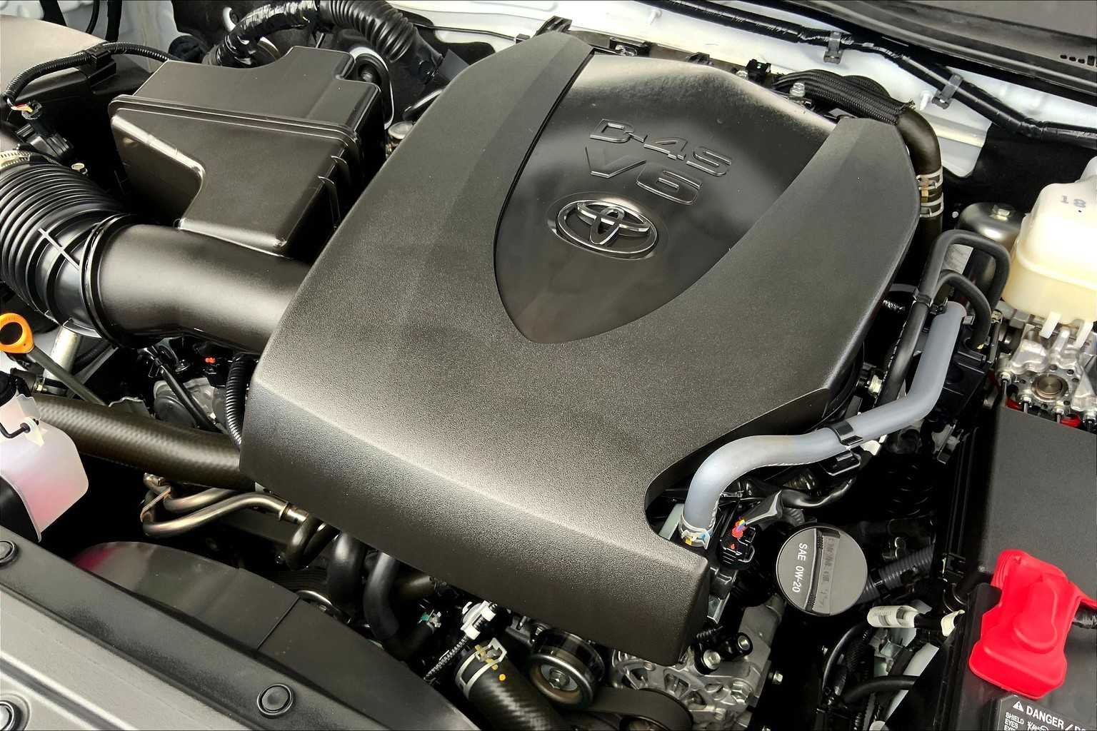 Used 2023 Ice Cap Toyota TRD Off Road image 31