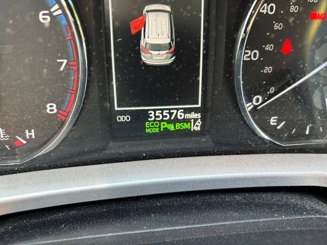 Used 2018 Aqua Toyota Limited image 21