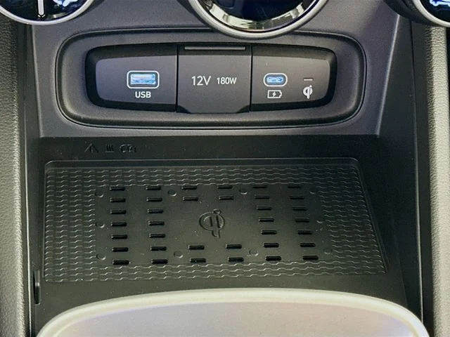 New 2026 Black Hyundai SEL image 17