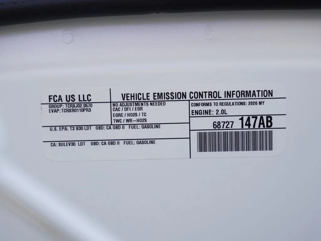 New 2026 Bright White Clearcoat Jeep Latitude image 32
