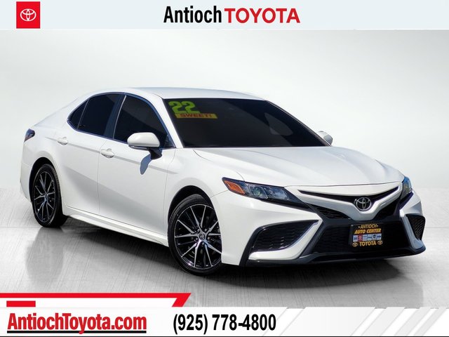 2022 Toyota Camry 