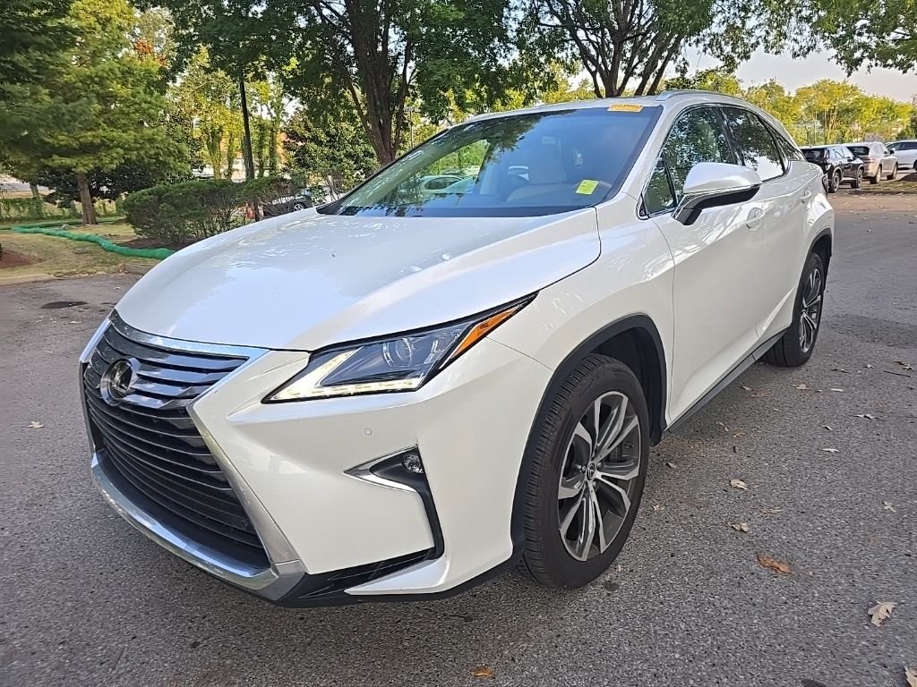 Used 2019 White Lexus 350 image 4