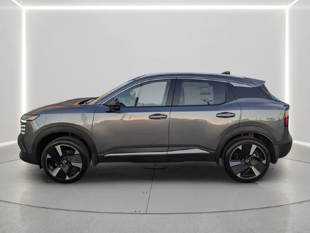 Certified Used 2026 Gray Nissan SR image 2