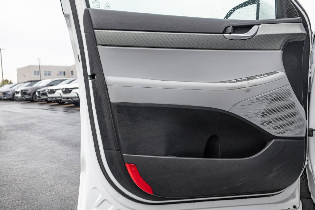 Certified Used 2024 White Hyundai SEL image 27