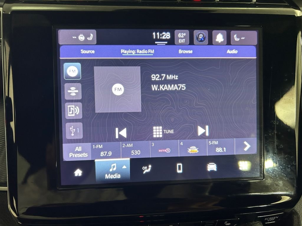 2024 Jeep Grand Cherokee L Altitude - Photo 11