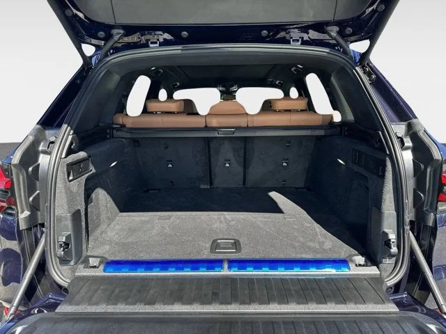 New 2026 Tanzanite Blue II Metallic BMW xDrive50e image 10
