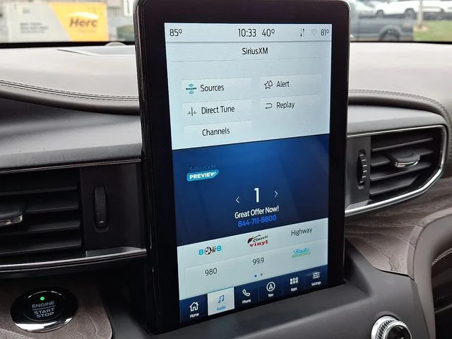 Used 2020 White Ford Platinum image 24