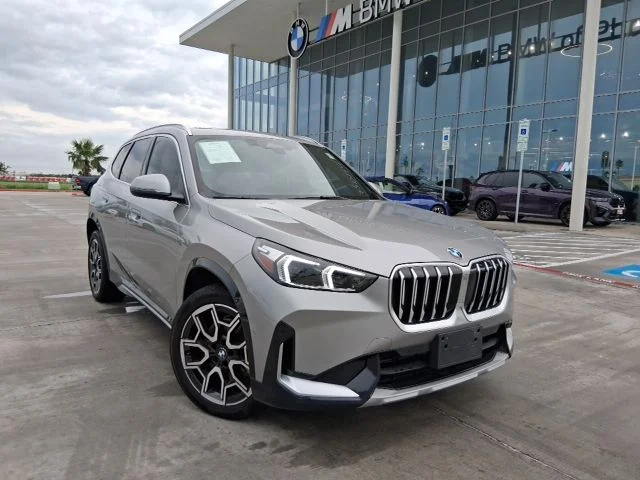 2025 BMW X1 xDrive28i's photo