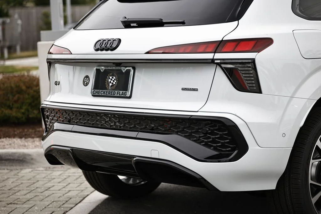 New 2026 Glacier White Metallic Audi S line image 9