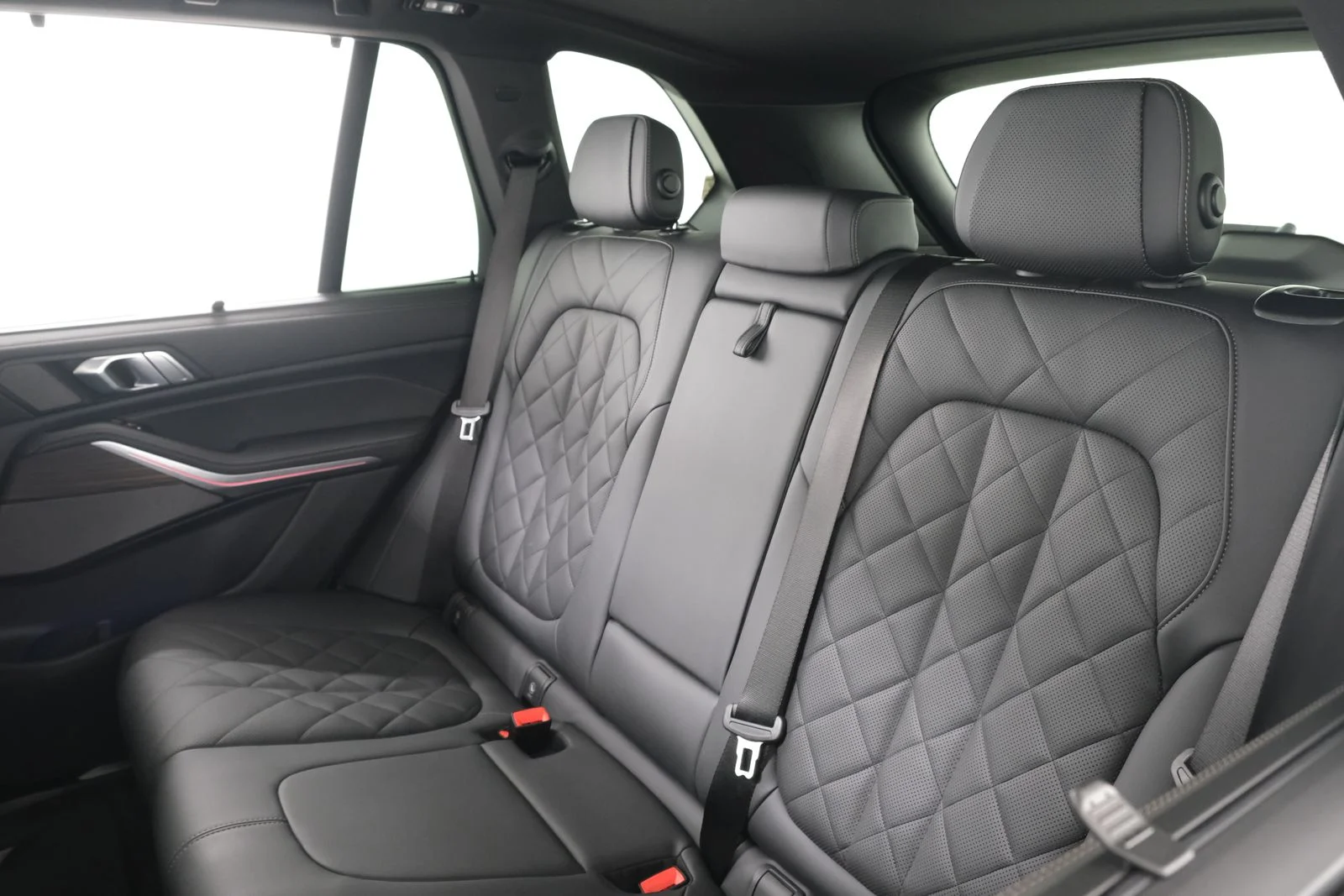 Certified Used 2026 Black BMW xDrive40i image 33