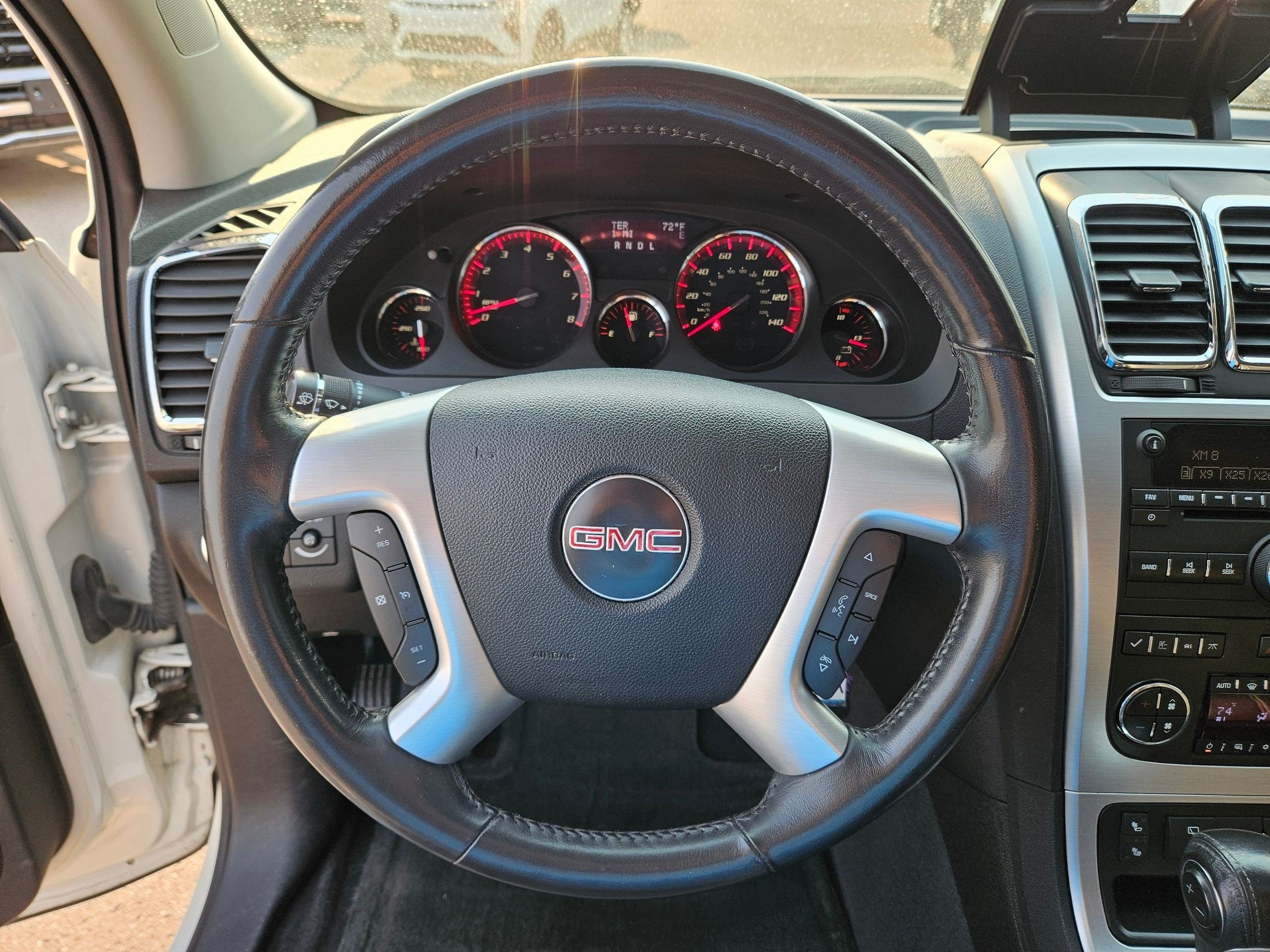 Used 2010 White Diamond Tricoat GMC SLT1 image 17