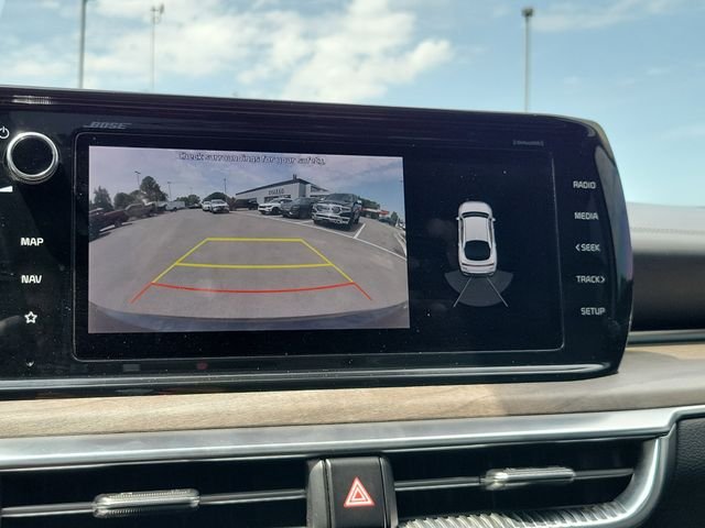 Used 2021 Black Kia EX image 23