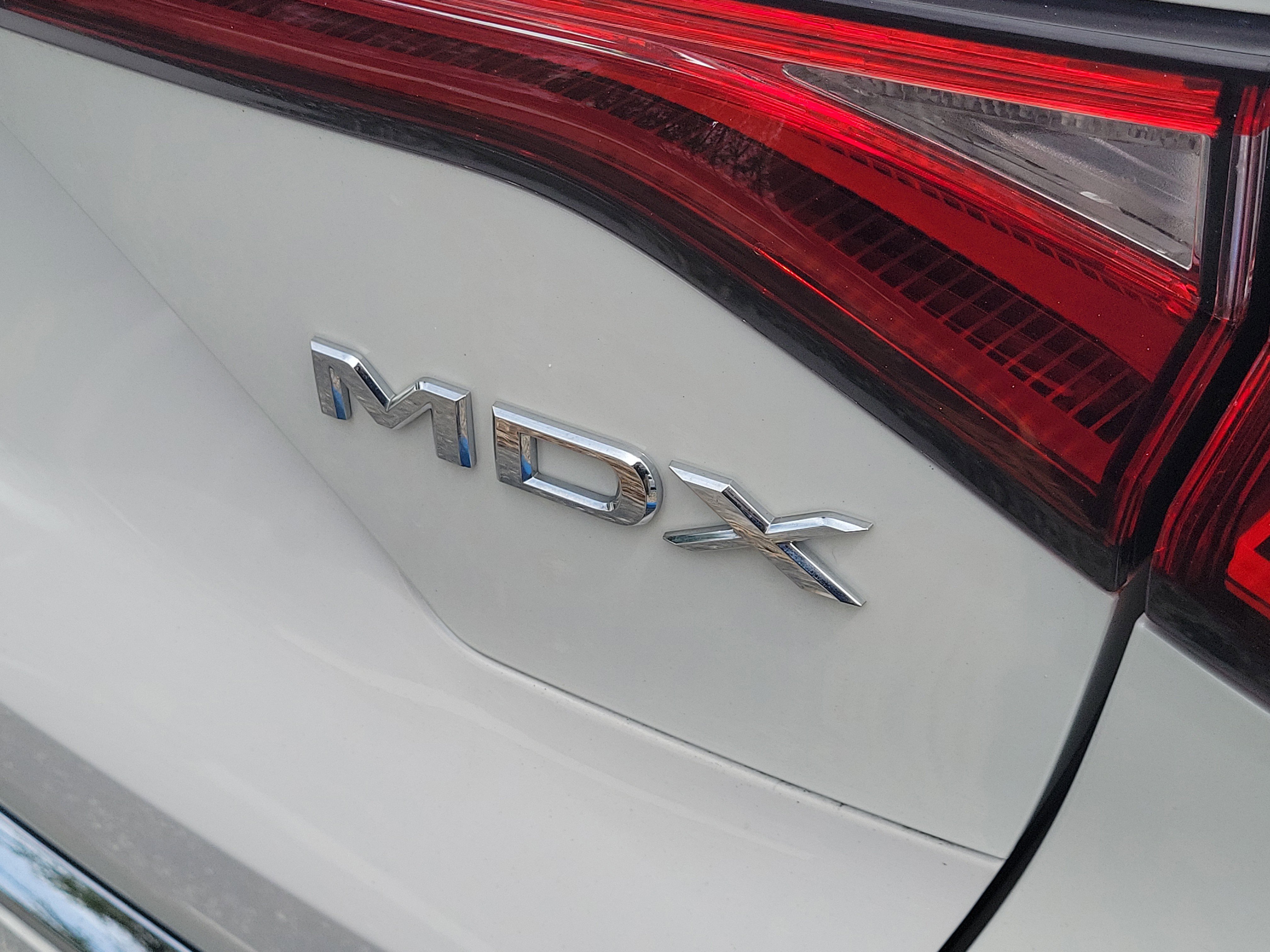 Used 2023 White Acura Technology image 5