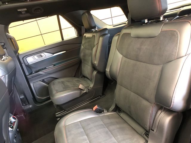 Used 2025 Vapor Blue Ford ST image 21