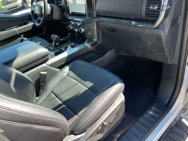 Used 2023 Avalanche Ford XLT image 22