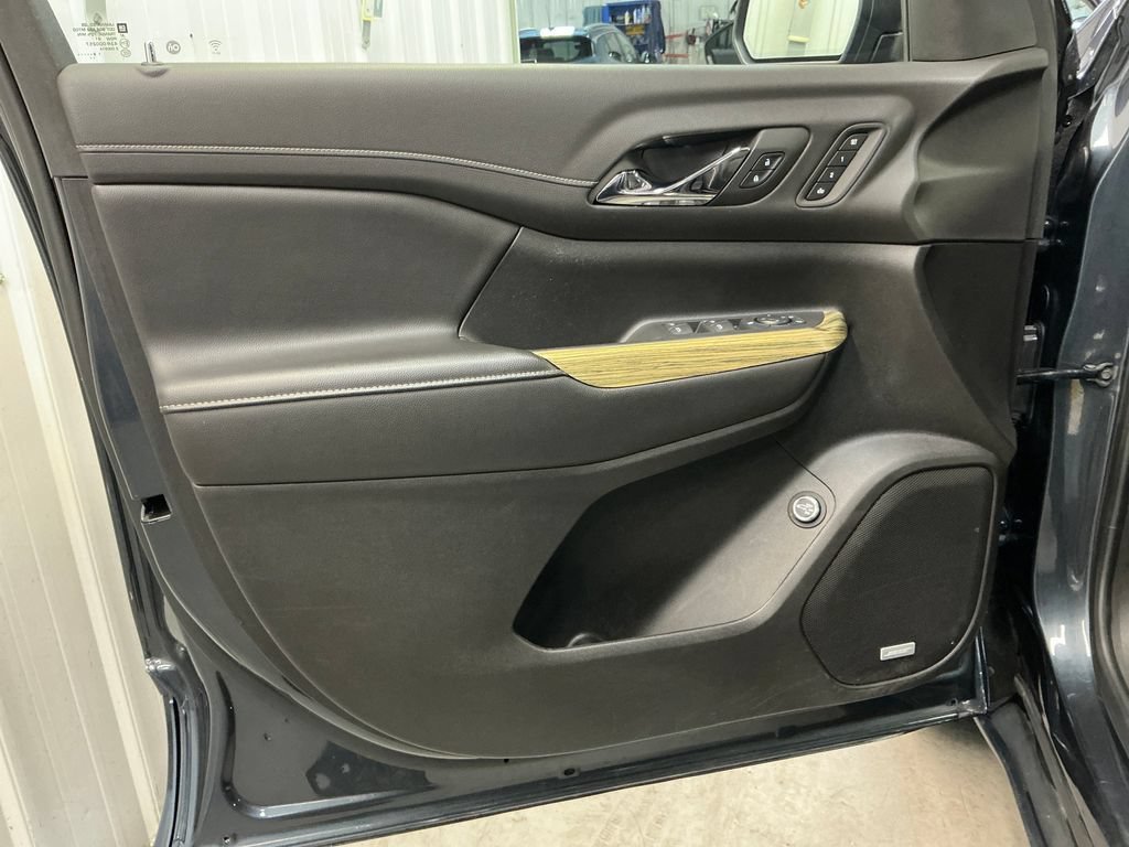 Used 2019 DARK SKY METALLIC GMC Denali image 15