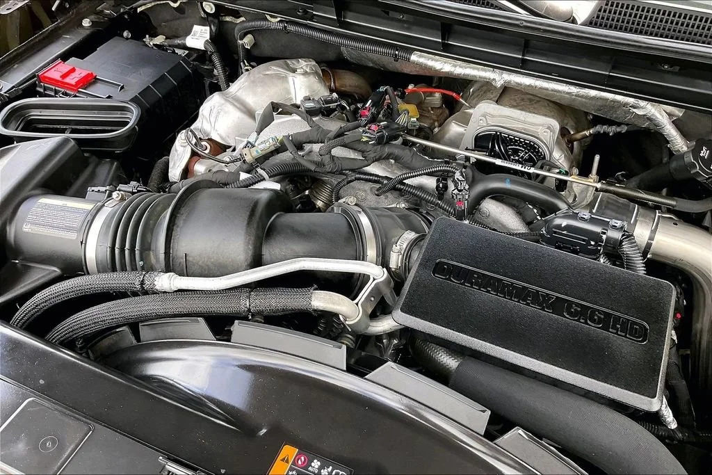 Used 2024 Onyx Black GMC Denali image 32