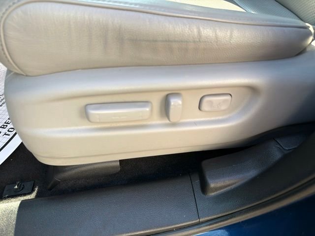 Used 2022  Honda EX-L image 27