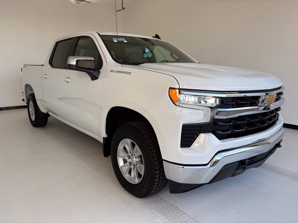 2025 Chevrolet Silverado 1500 LT - Photo 15