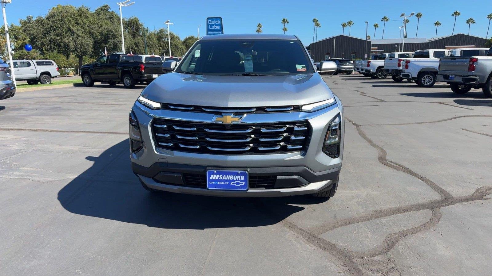 2027 Chevrolet Equinox LT - Photo 6