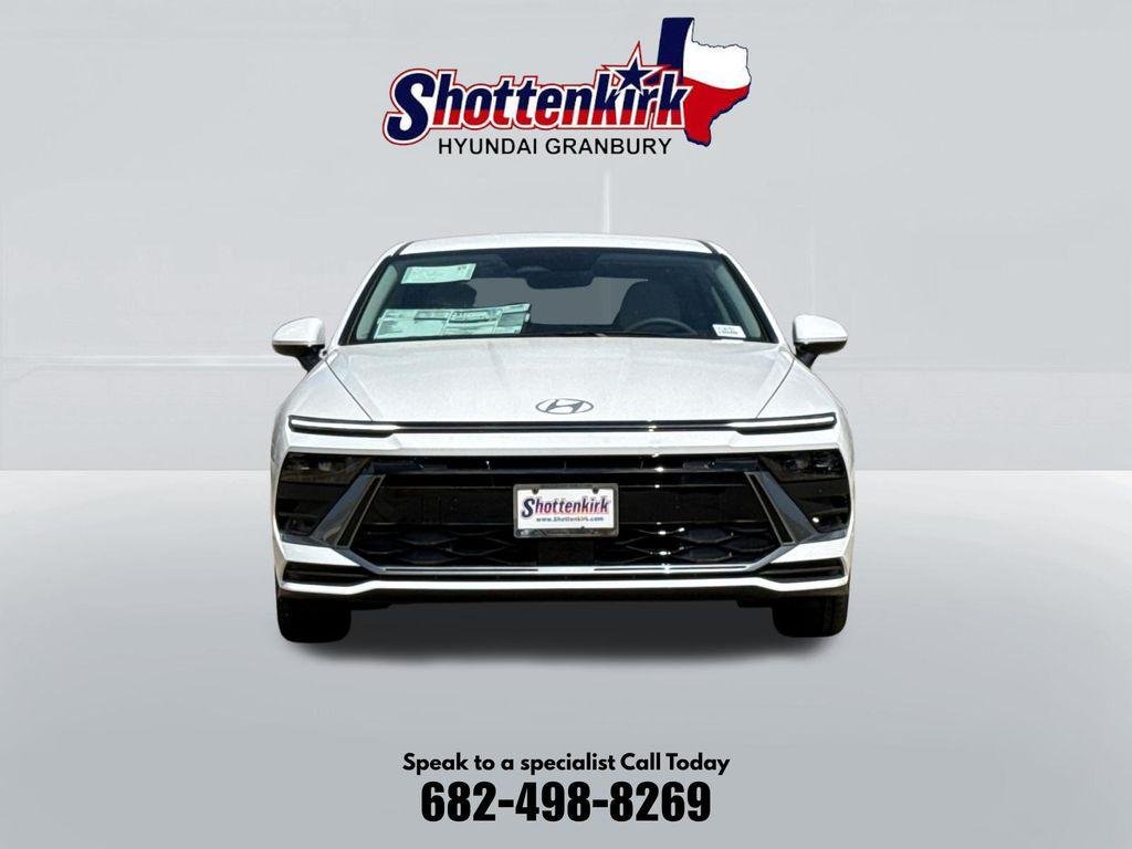 New 2026 White Hyundai Blue image 2