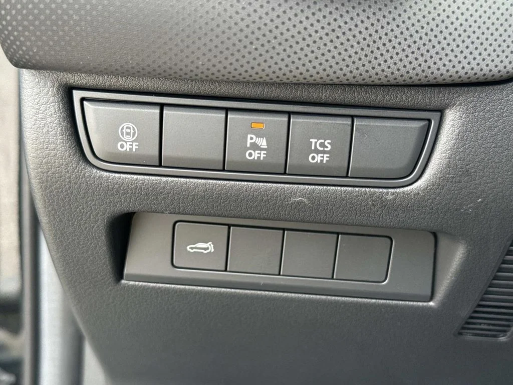 New 2026 Jet Black Mica Mazda 2.5 S Meridian Edition AWD image 46