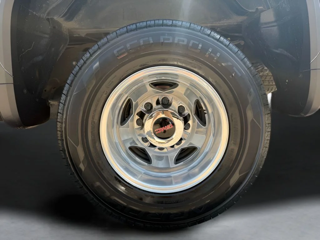 Used 2022 Black GMC Denali image 42