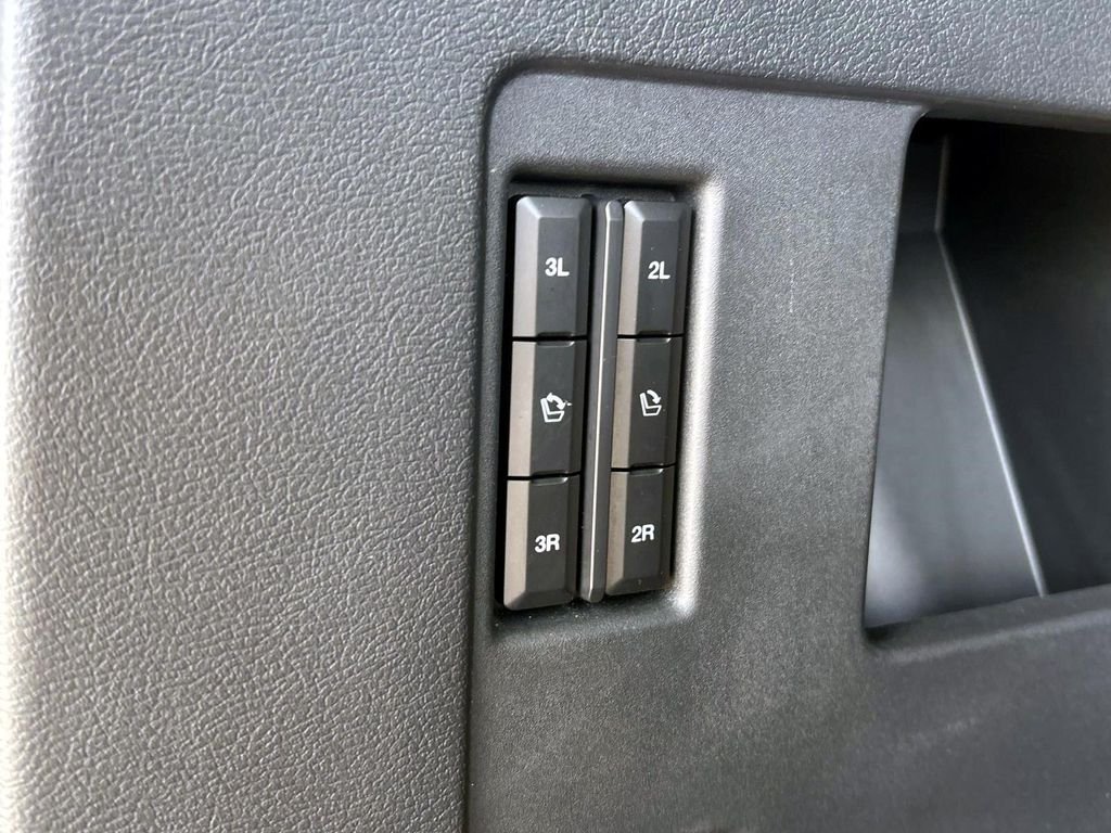 Used 2024 White Ford Platinum image 14