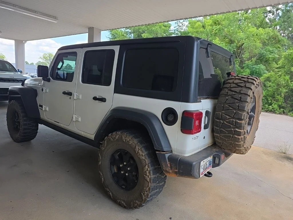 Used 2020 White Jeep Unlimited Sport image 2