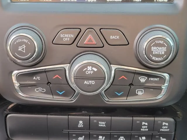 Used 2017 Gray Ram Sport image 28