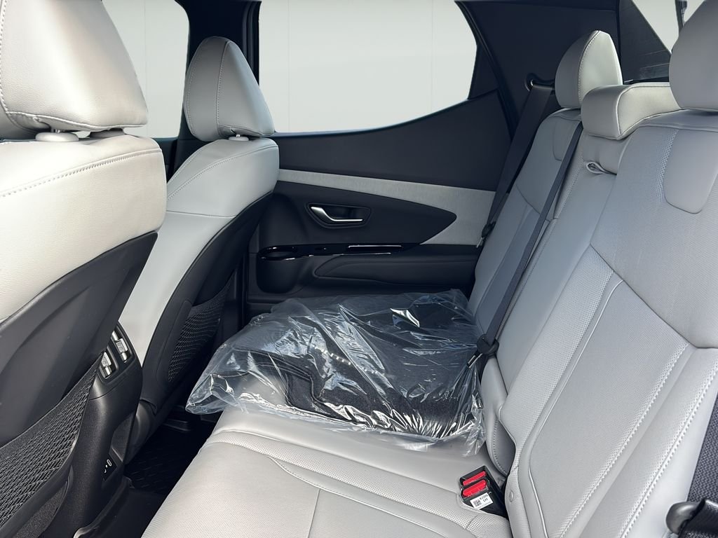 2026 Hyundai Santa Cruz Limited - Photo 16