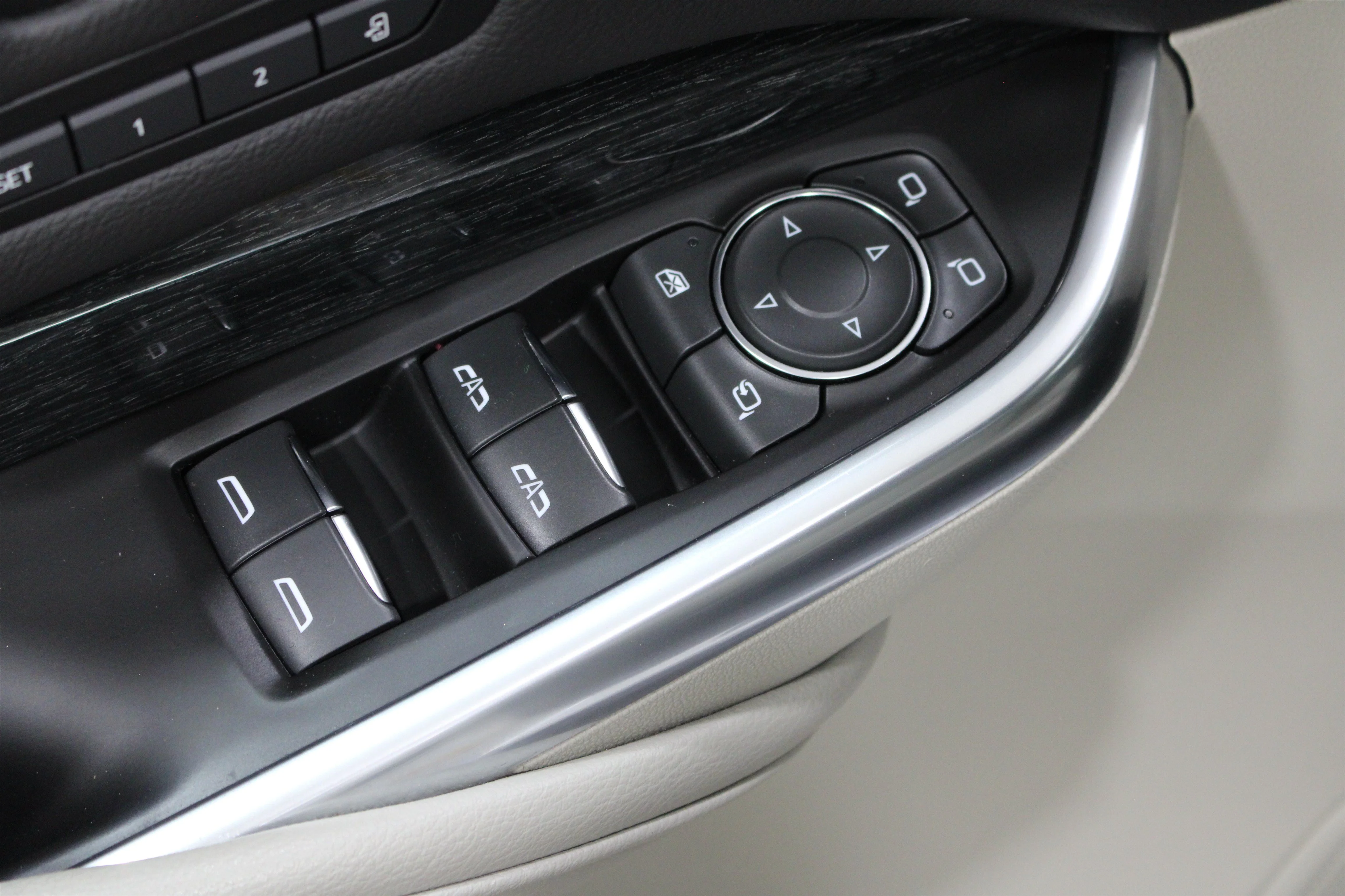 2023 Cadillac XT4 Premium Luxury - Photo 7