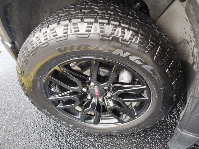 Used 2024 Black GMC Pro image 9