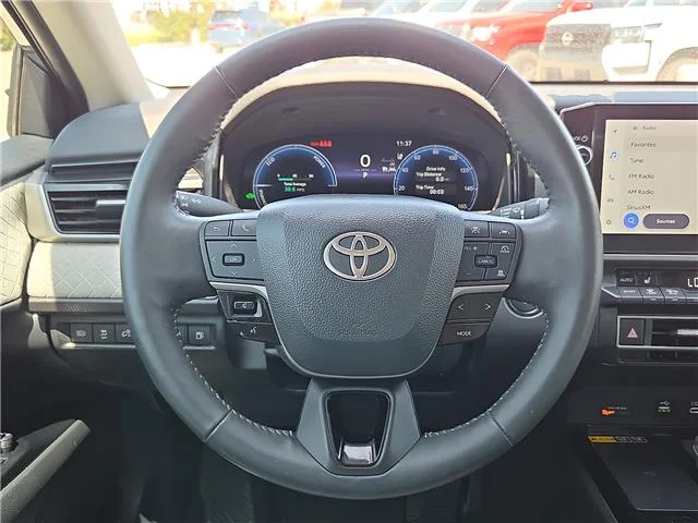 Used 2025 Heavy Metal Toyota XLE image 12