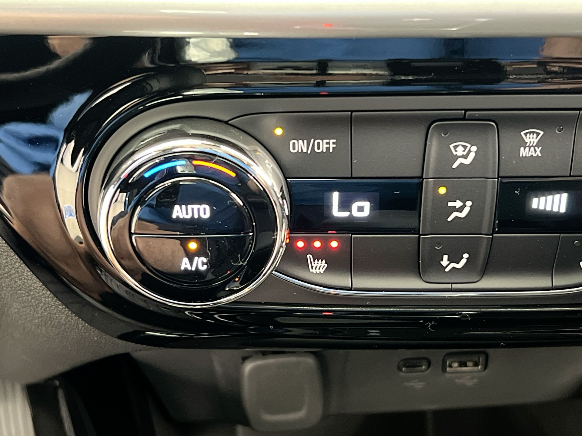 2026 Chevrolet Trax LT - Photo 72