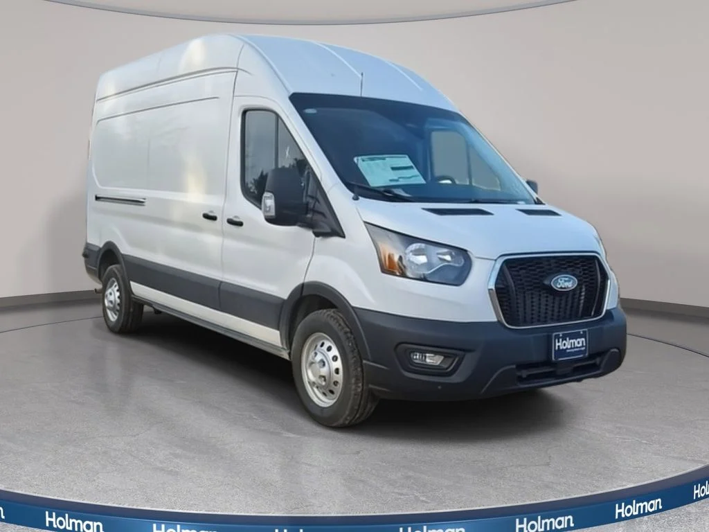 New 2026 Oxford White Ford Base image 2