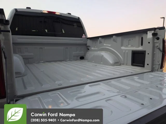 New 2026 Avalanche Ford XLT image 28
