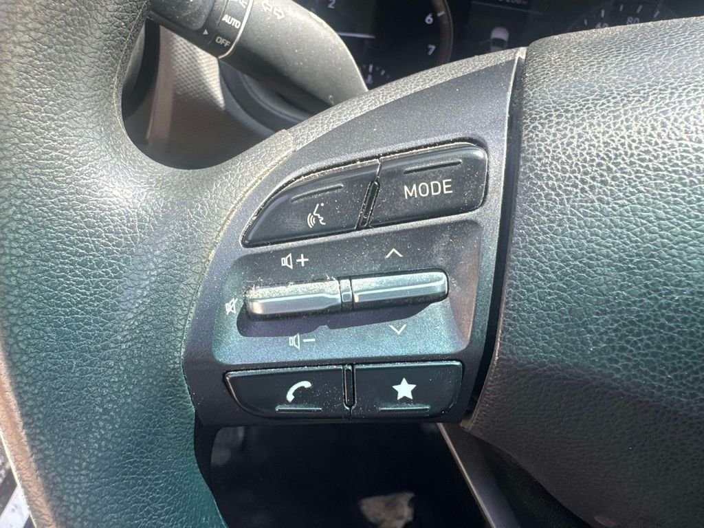 2023 Hyundai Kona SE - Photo 20