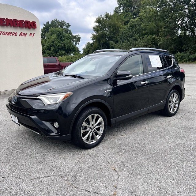 Used 2018 Toyota RAV4 Limited with VIN JTMDJREV3JD162402 for sale in Herrin, IL