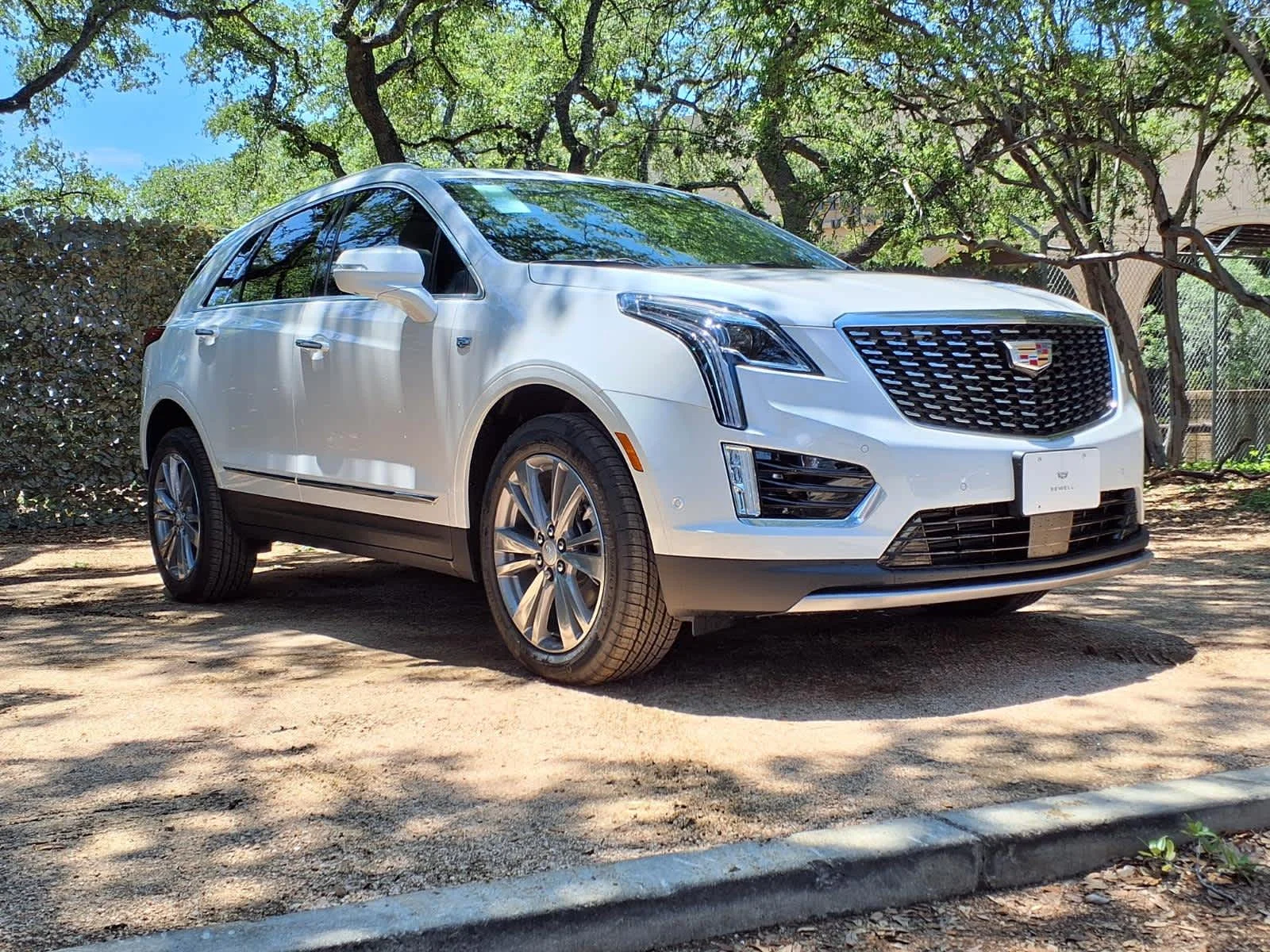 New 2026 Crystal White Tricoat Cadillac Premium Luxury image 3