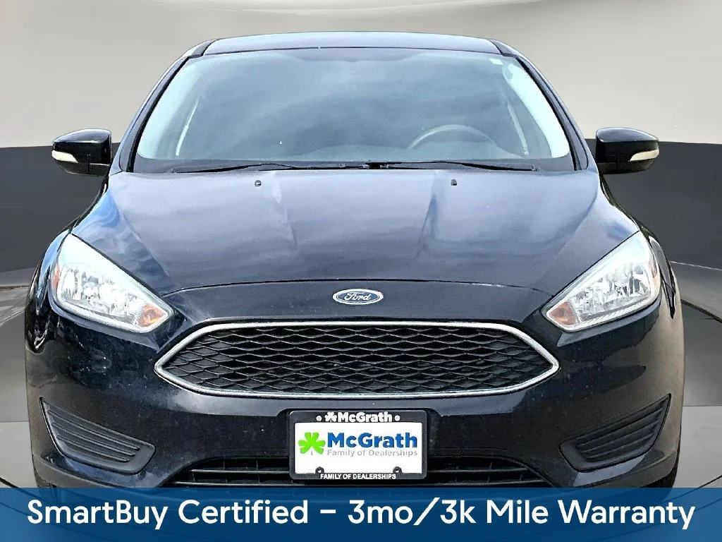Used 2016 Black Ford SE image 2