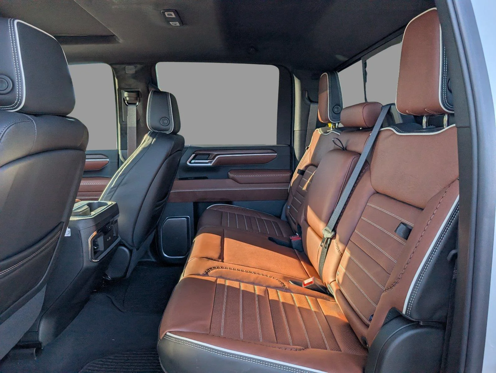New 2026 Summit White GMC Denali Ultimate image 35